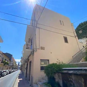 Casa Martina , Giardini Naxos Italia
